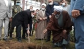 به دست آیت الله خاتمی امام جمعه معزز زنجان نهال غرس شد.