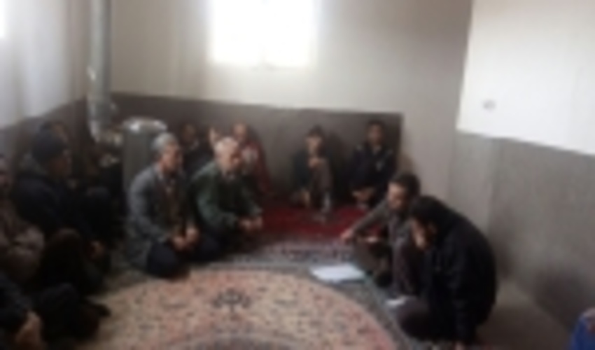 کارگاه آموزشی با موضوع"ممیزی و پروانه چرا" ویژه بهره برداران در روستای چسب ایجرود برگزار می شود