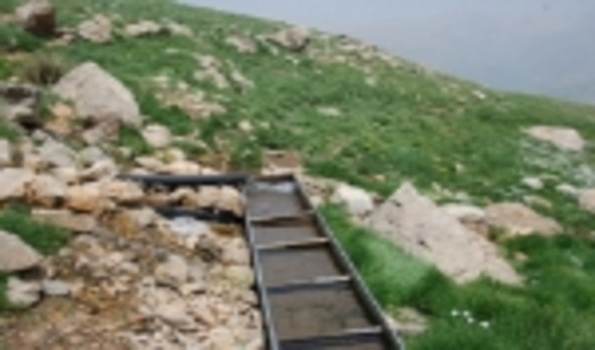  170آبشخور به 80 روستای استان زنجان تحویل شد.