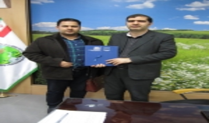 قدردانی دبیرکل کمیسیون ملی یونسکو-ایران  از مدیرکل منابع طبیعی استان زنجان به جهت عملکرد مثبت این دستگاه در "توسعه فرهنگ محیط زیست و مناطبع طبیعی و حفاظت از آن‌ها"