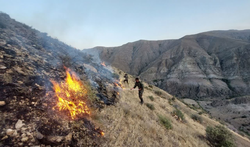 حریق ییلاقات روستایی قشلاق مرشون مهار شد